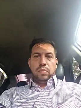 reyarturs13 online show from February 4, 9:41 pm