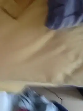 emremodel online show from April 7, 3:56 pm