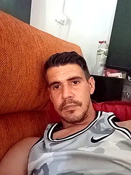 halfArabhalfspanish online show from June 19, 12:21 pm