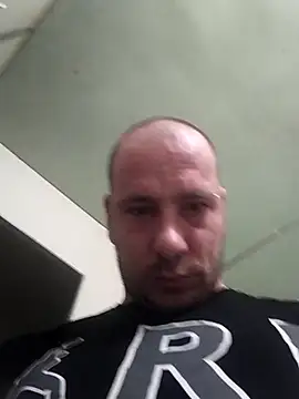 jarous32- online show from February 12, 5:47 am