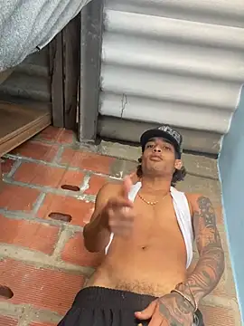 Polla21c online show from April 17, 1:58 pm