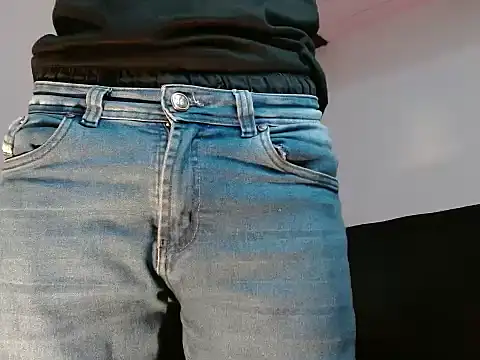 AngelHil online show from November 27, 2:48 am