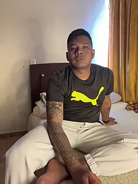 Saipuer31 online show from April 9, 8:59 pm