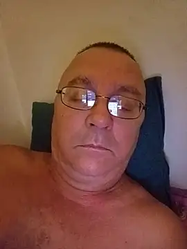 Vali1969 online show from July 23, 9:45 pm