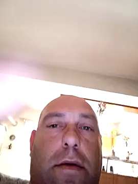 chris19851 online show from April 13, 10:43 pm