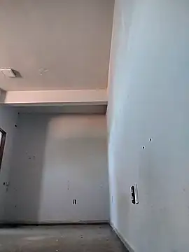 Lindp190194 online show from February 18, 1:09 pm