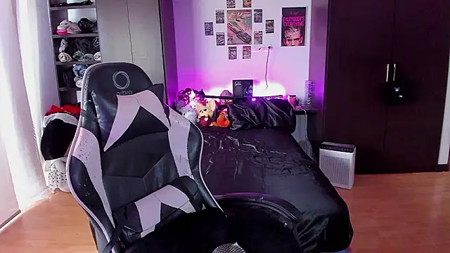 xIce Boy online show from March 10, 3:18 pm