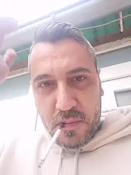 yourflowerpink online show from December 18, 7:37 am