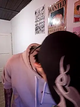 Chris  Jones online show from December 5, 9:55 pm