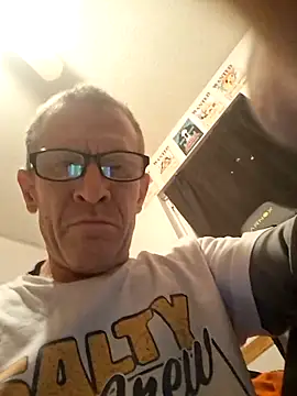 moasslicker online show from December 22, 10:01 am