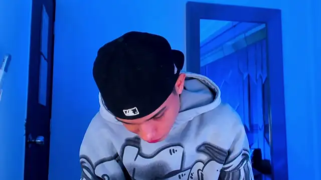 Sebax Young online show from March 13, 3:47 am