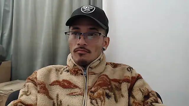 tanjir020 online show from March 9, 4:56 pm