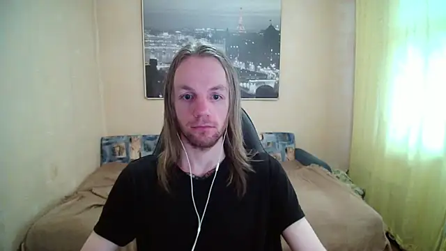 AdamDickens online show from April 12, 4:15 am