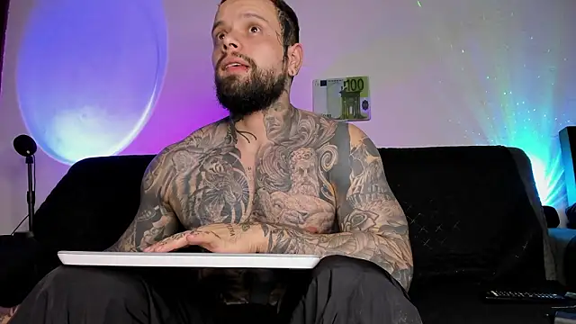 natevillage online show from March 4, 1:01 am