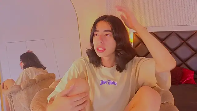 ryo light online show from April 18, 3:41 am