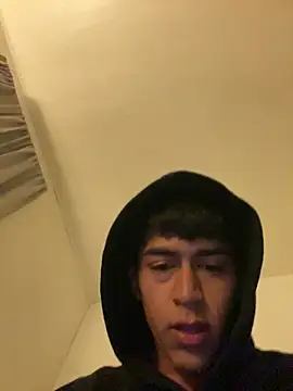 BadboyXXXMZ online show from March 3, 3:58 am