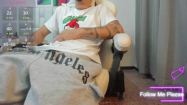 nextboywell1 online show from April 16, 4:12 am