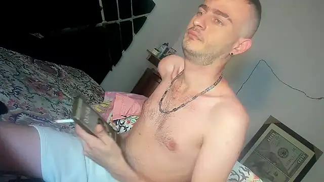 bigcockwhite777 online show from March 19, 10:46 pm