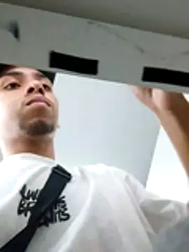 Oqui online show from March 2, 7:10 pm