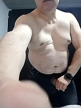 BigCristh79 online show from February 17, 8:52 pm