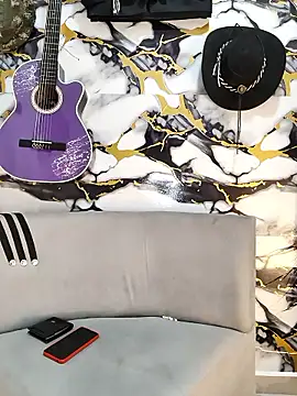 Hiroshi Shen online show from January 8, 10:59 pm