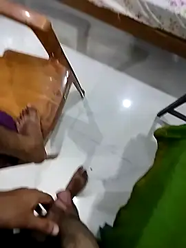 s     e    x    1233 online show from September 21, 3:01 pm