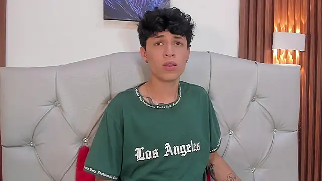 Axel  Evans online show from May 22, 2:22 pm
