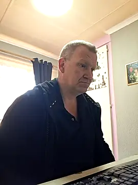 wallacelegend online show from July 14, 9:46 am