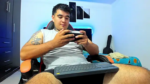 thiago  cp01 online show from March 3, 7:16 am