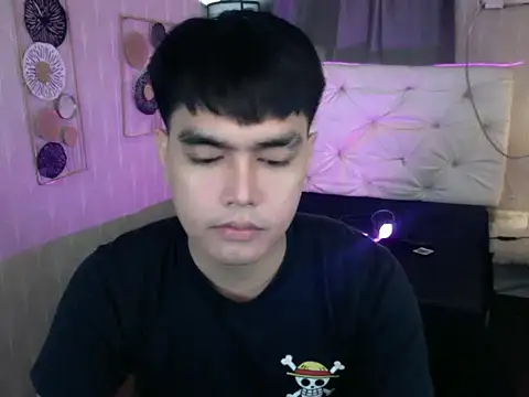 JakeXolsen online show from October 26, 7:49 pm