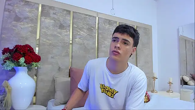 BenitoSaenz online show from March 18, 1:25 pm