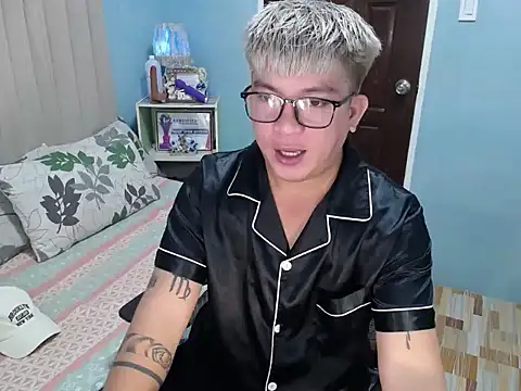 Fuckboii intown online show from March 8, 1:59 pm