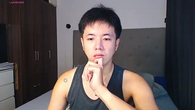 Addictiveboi online show from April 13, 4:35 am