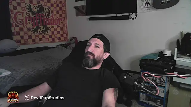 DevilPup75  online show from February 7, 6:53 am