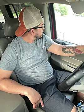 Dwizzlerperizzlee online show from July 18, 1:16 pm