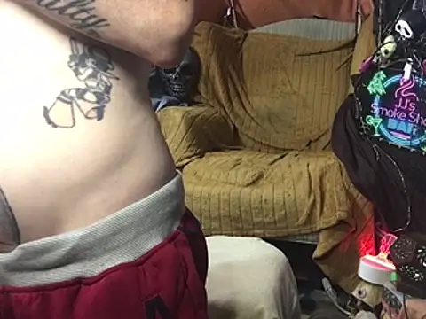 imglorious1010 online show from March 6, 4:26 pm