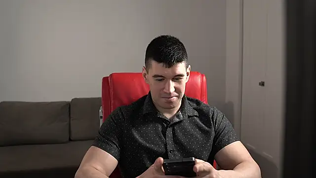 Sand0w online show from April 3, 5:54 pm