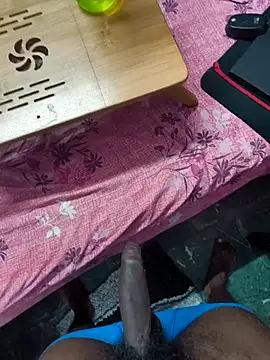 tamilnomad69 online show from April 1, 1:24 pm