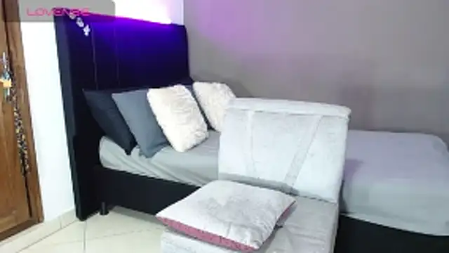 Matteo12  online show from March 11, 5:14 am