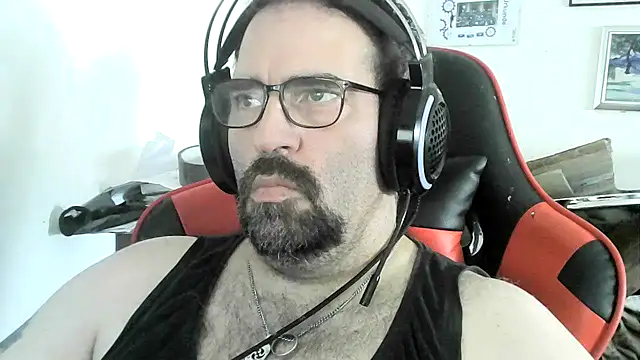 Big-Man-Thomas online show from July 18, 8:42 am