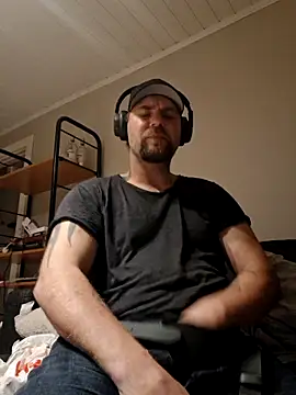 Bamse28 online show from September 20, 8:42 pm