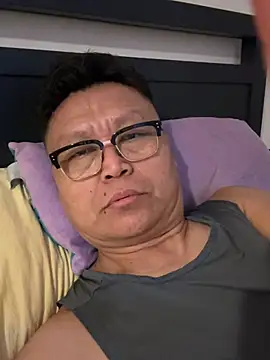 tashaninlife online show from June 8, 2:01 am