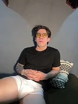 AteneoJr online show from March 27, 1:10 am