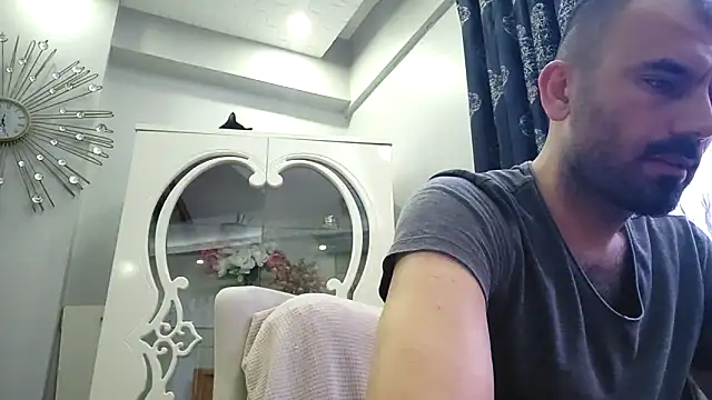 Apooabe online show from February 5, 3:08 pm