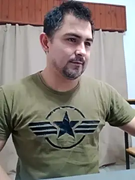 Bradd 32 online show from July 8, 11:58 am