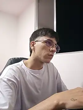 younewmaster online show from June 1, 2:56 am