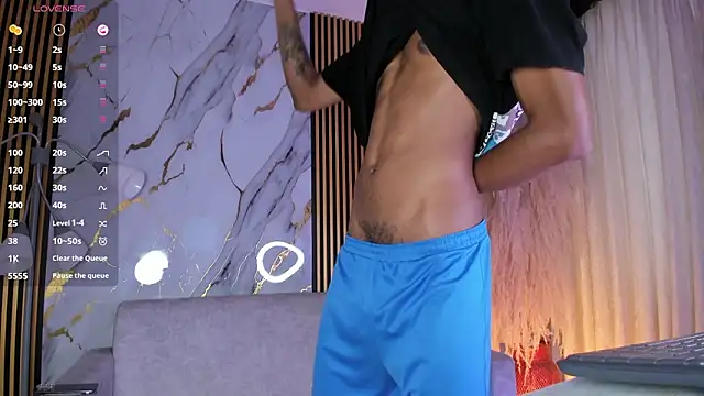 JulienSaint online show from March 10, 12:33 pm