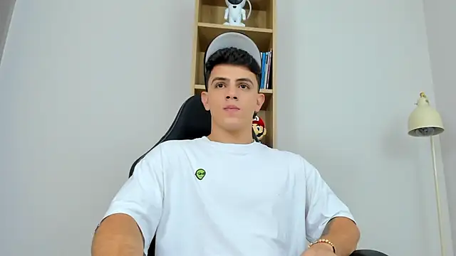 Mikecooper online show from April 17, 5:32 am