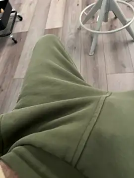 Frankieyyy1 online show from March 27, 1:56 pm