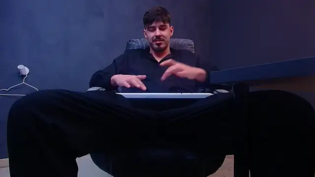 EnzoRace online show from February 7, 6:53 am